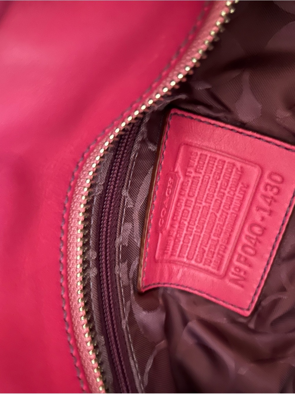 COACH Suede Shoulder Tote in Vibrant Pink y2k - Picture 6 of 8